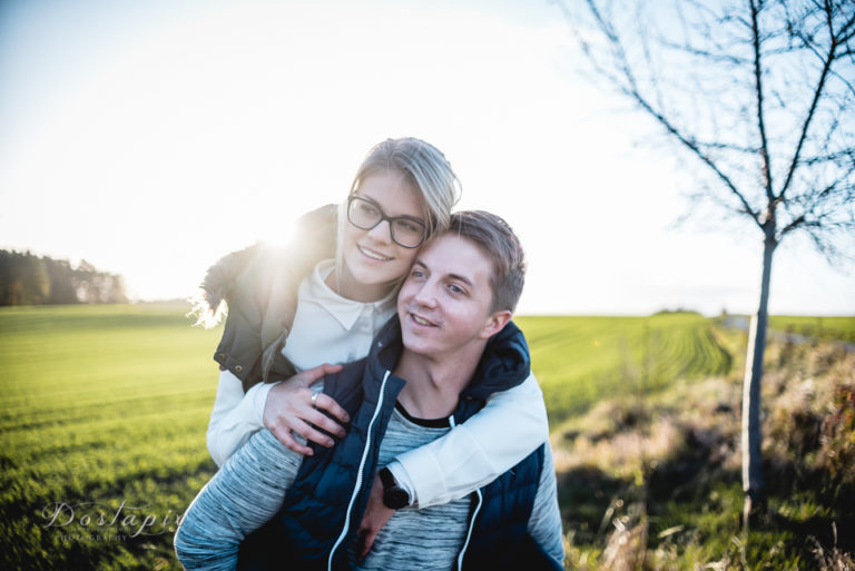 herzensmensch bestefreundin schwester mama familienshooting paarshooting familienfotograf familienfotos freundinnenfotos
